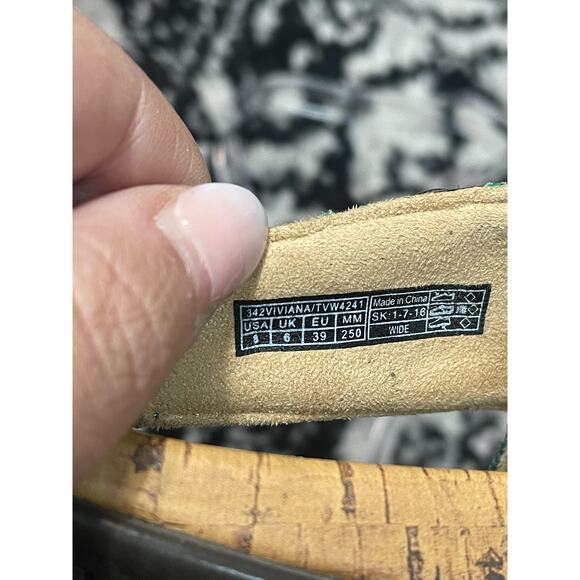 Vionic Viviana Sandals Women's Size 8 WIDE - Picture 7 of 8